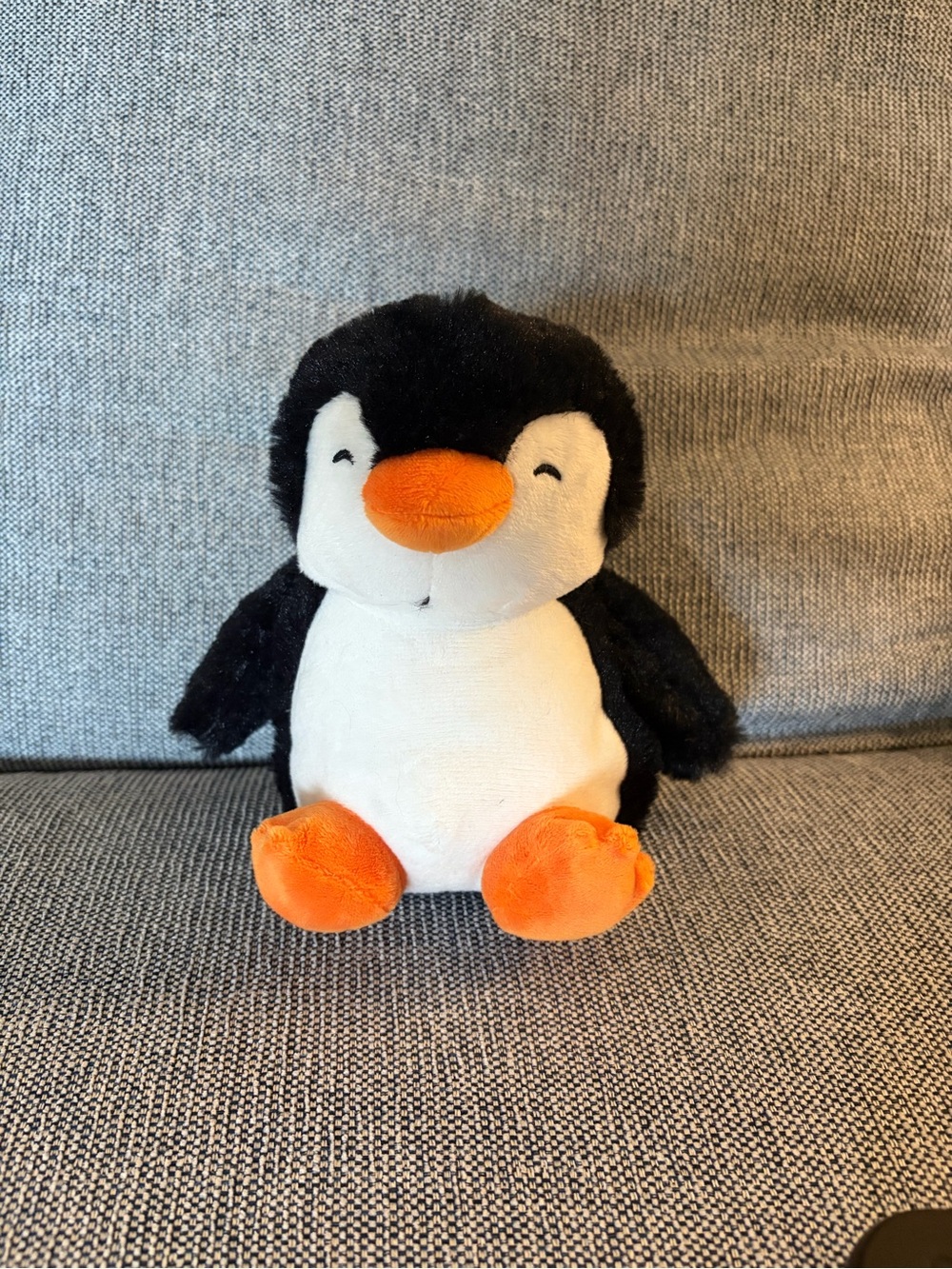 Microwavable lavender scented penguin